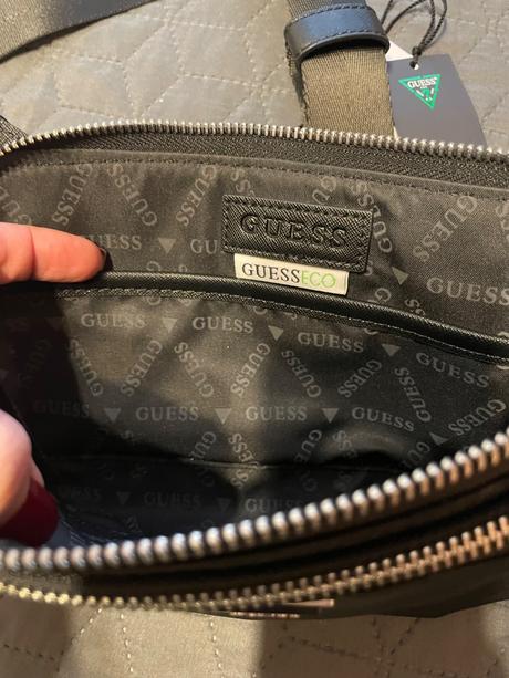 Ladvinka guess eco, guess