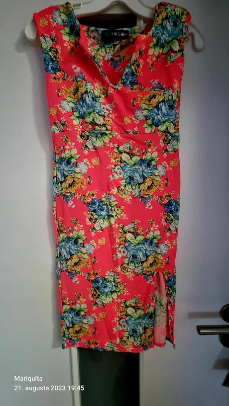 Kvetinkove saty elasticke s/m, s