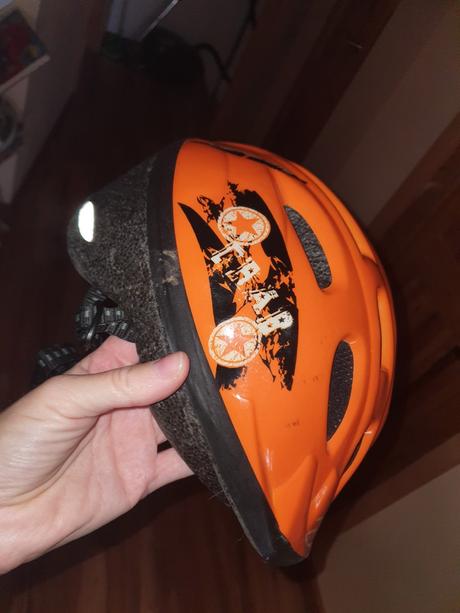 Prilba na bicykel s, s
