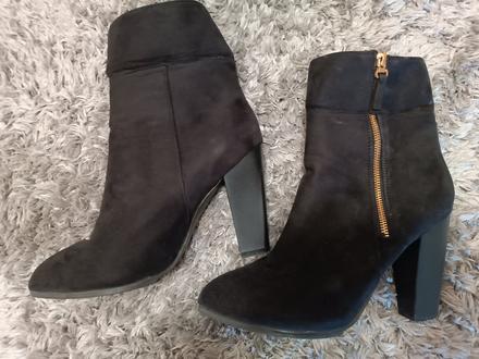 Kotníkové čižmy, 40