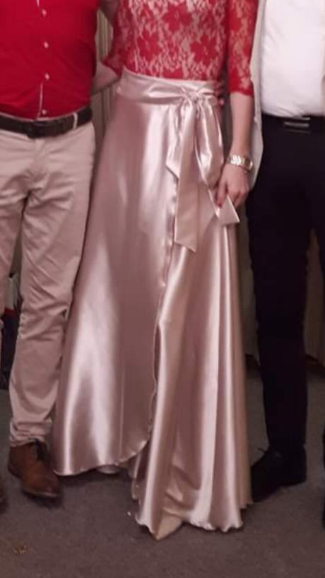 Satenova sukna sharon, 38