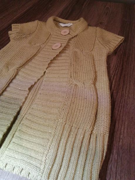 Trblietavá pelerinka, 104