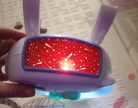 Projektor nočnej oblohy, 