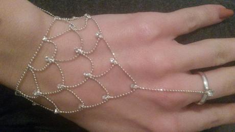 Zaujímavý šperk, avon