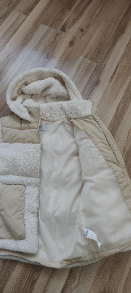 Bunda, reserved,146