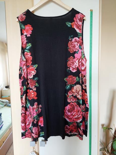 Kvietkované tielko, 52