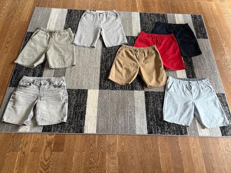 Kraťasy top stav, reserved,170
