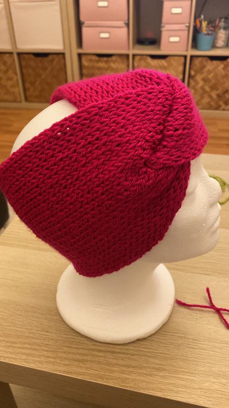 Čelenky - pletené, <50