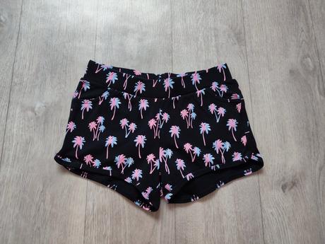 Kraťasy s palmami, c&a,140