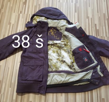Športovú vetrovku 38, 38