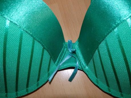 Zelena podprsenka, 85b