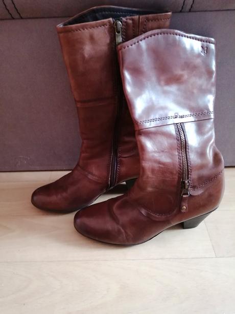 Kožené čižmy zn. caprice, 35