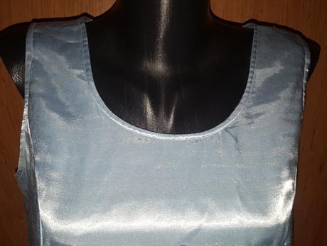 Bledučko modré šaty s bolerkom, 42