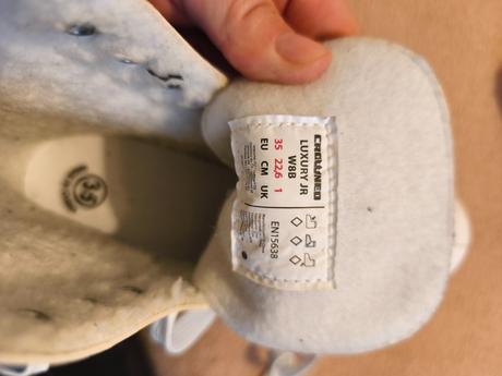 Korčule na krasokorčuľovanie, crowned,35