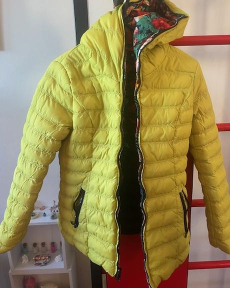 Obojstranná páperová bunda, 146