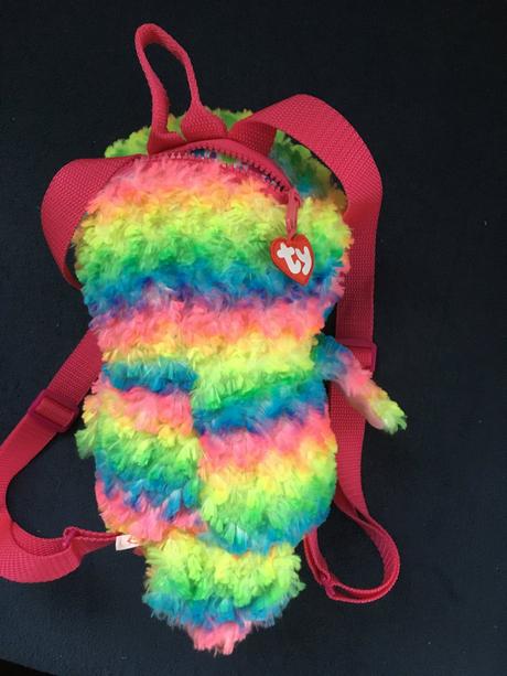 Plyšový batoh ty, ty