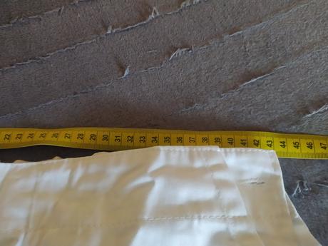 Zdravotnícke nohavice, 56