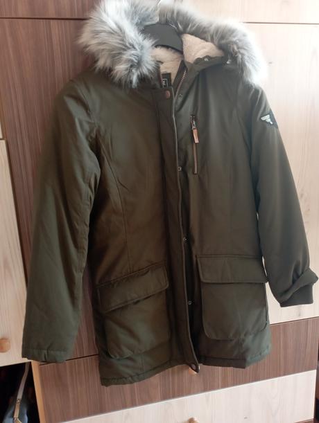 Dievčenská bunda, c&a,176