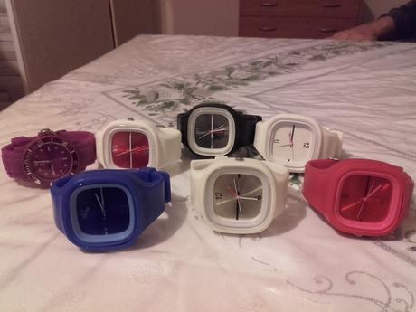 Mám na predaj hodinky 7 ks,