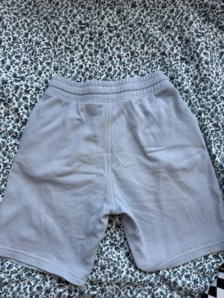 Bledomodré teplákove kraťase, h&m,146