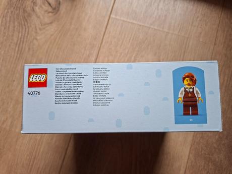 Lego vianočný stánok horúcej čokolády, 