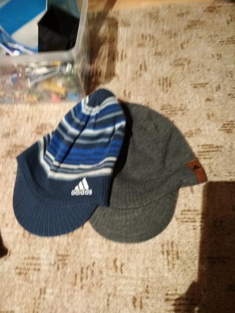 Čiapky veľ.110/116, adidas,110