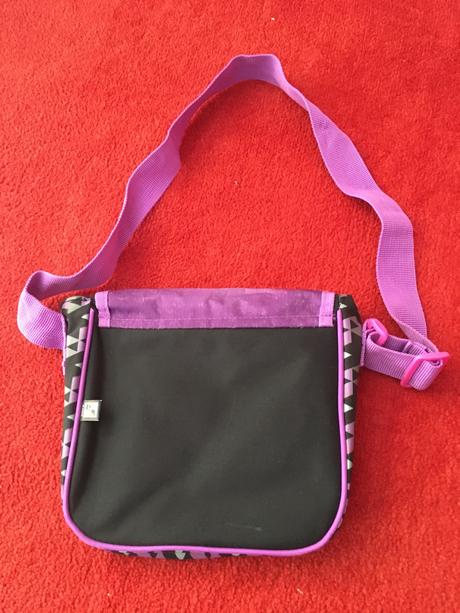 Taska na rameno violeta, 