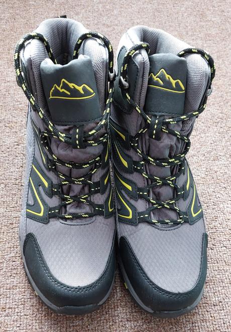 Trekové topánky, 39