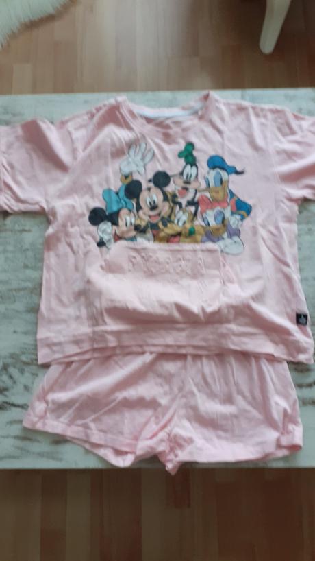 Pyžamo, disney,146