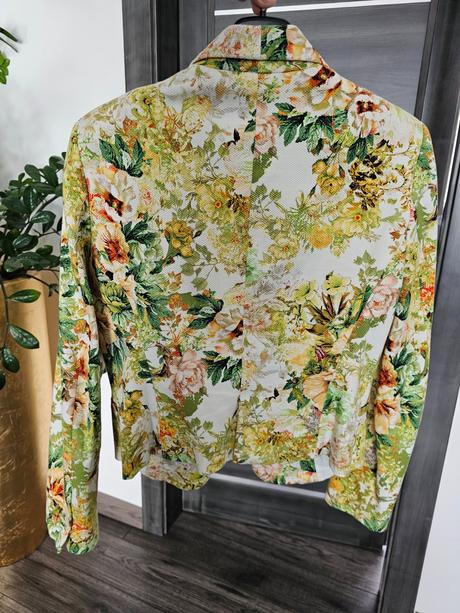 Kvetinové  sako zara, zara,s