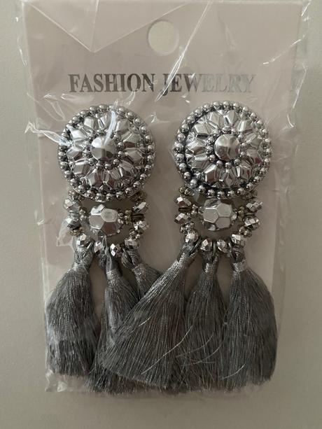 Strieborne nausnice, 