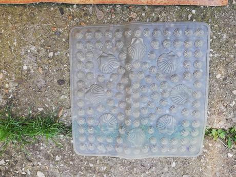 Protišmyková podložka do sprchy, 