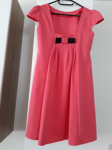 Dámske krátke šaty, 36