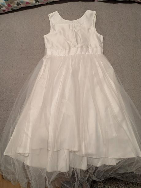 Biele šatky na prijímanie, svadbu..., 134