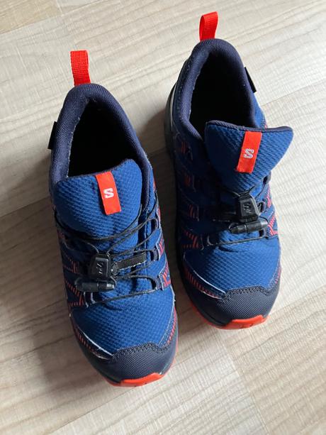 Turisticke topánky, salomon,35