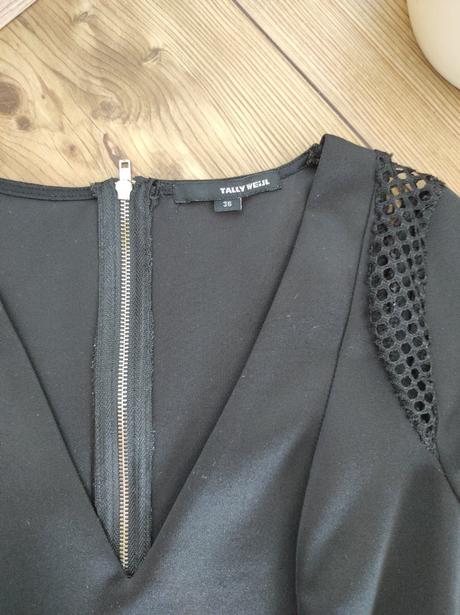 Zvodné šaty na chudučkú postavu, tally weijl,xs