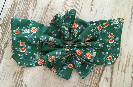 Kvetinková čelenka,