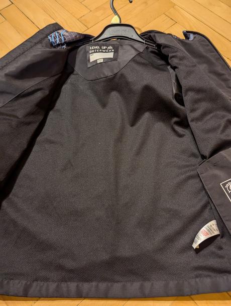 Tenká bunda aj do dažďa, f&f,140