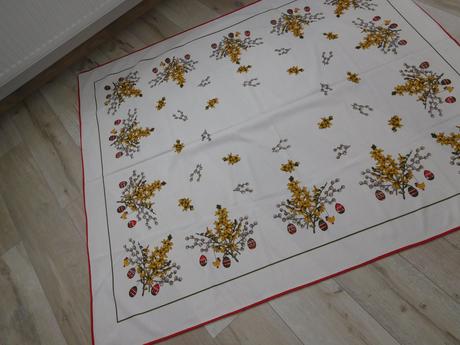 Obrus veľkonočný-163  x  139 cm,, 