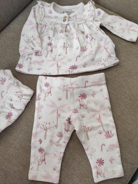 Komletik tunika a legíny, f&f,62