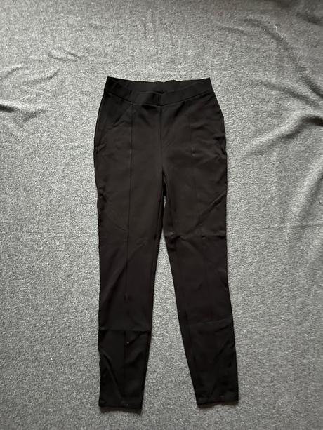 Džegínové gate, esmara,s