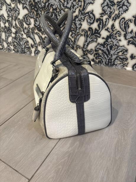 Guess kabelka, guess