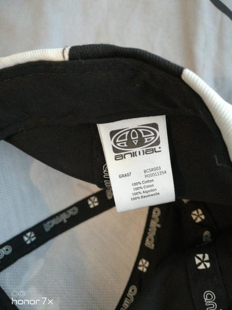 Šiltovka animal, animal