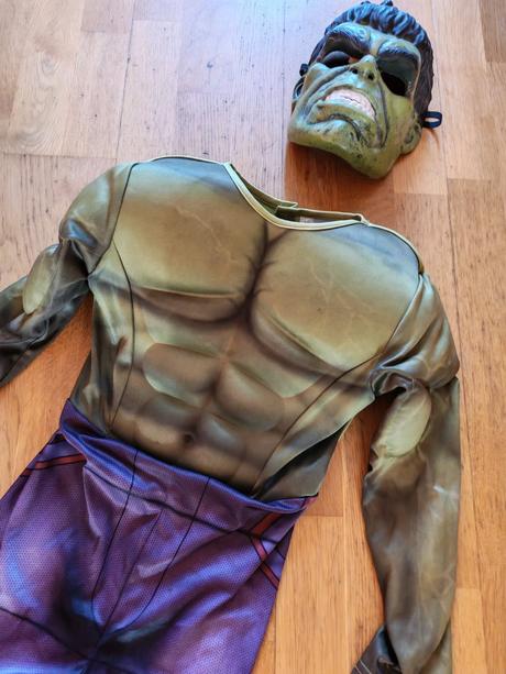 Kostým hulk s maskou 7-8r.,