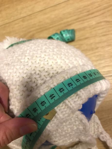 Čiapka s brmbolcom zara béžová, zara,74