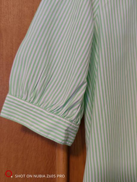 Karl lagerfeld originál úžasné dámske šaty m, m