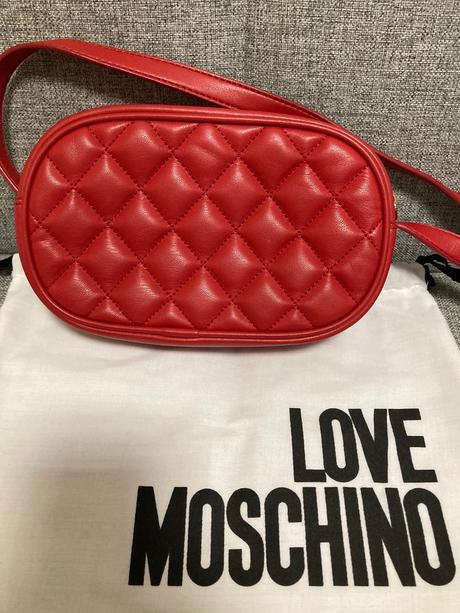 Kabelka, moschino