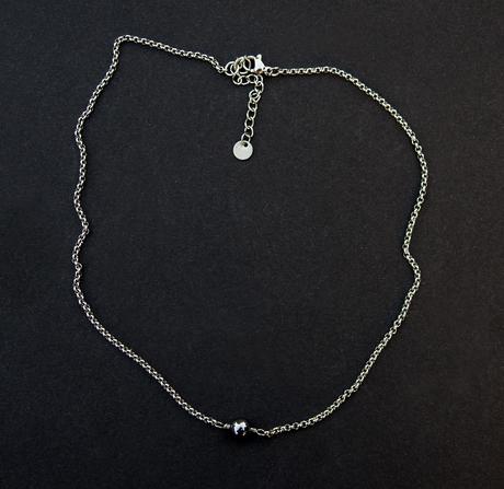 Oceľový náhrdelník s terahertzom, 