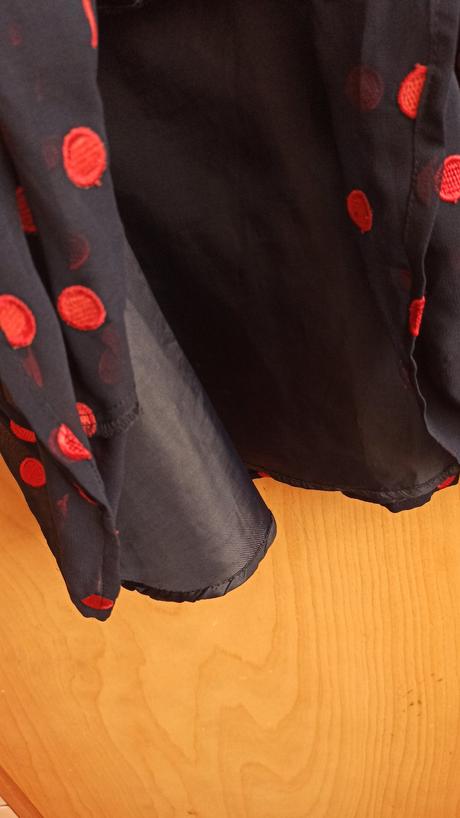 Krásne šaty, svetrík a 2 silonky lindex, top stav, lindex,122