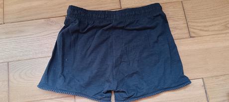 Kraťasy, f&f,140